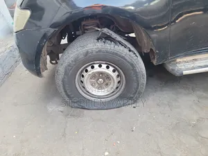 Car Tyre for Pickup Forsale