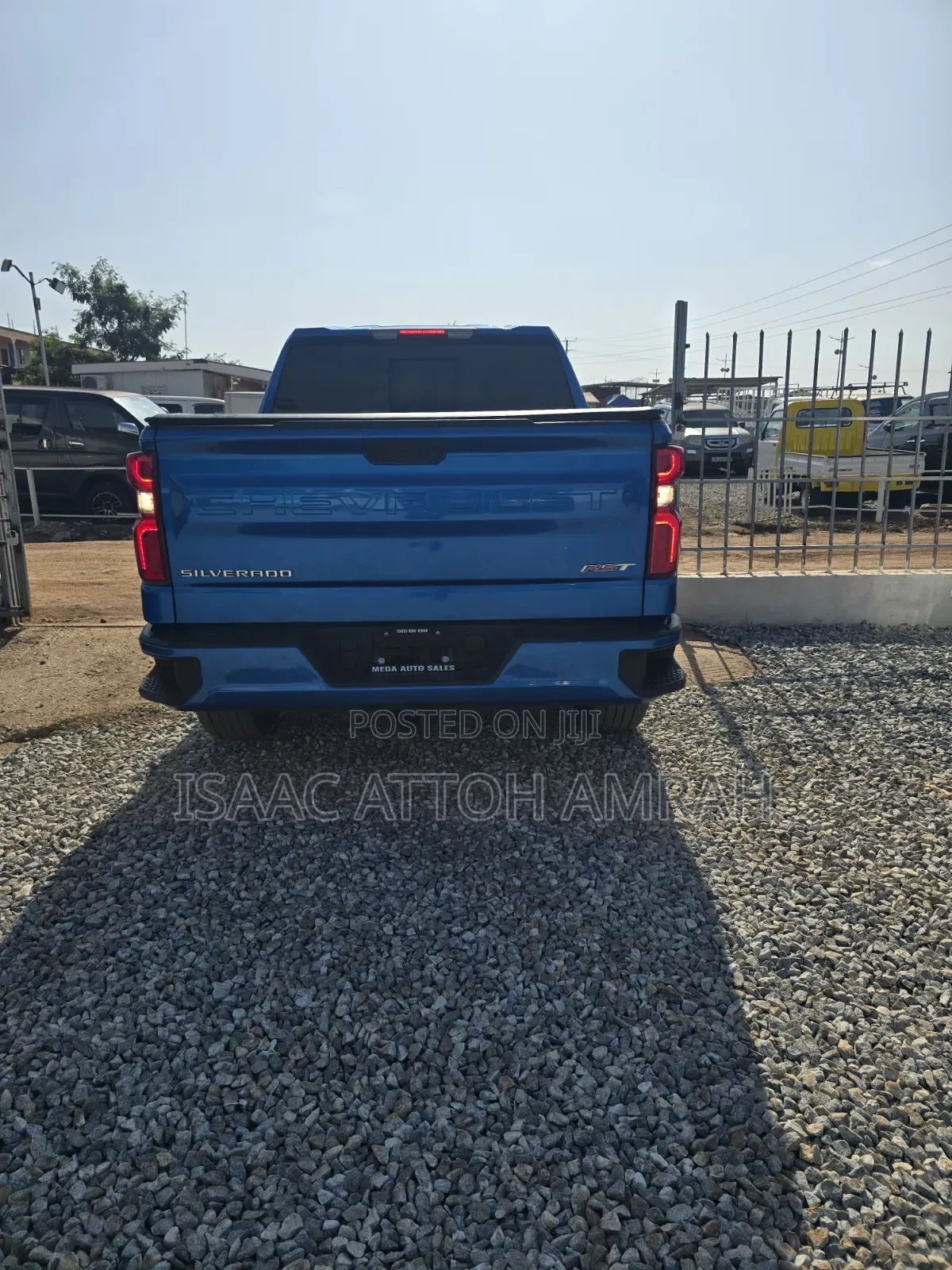 Chevrolet Silverado 2023 Blue