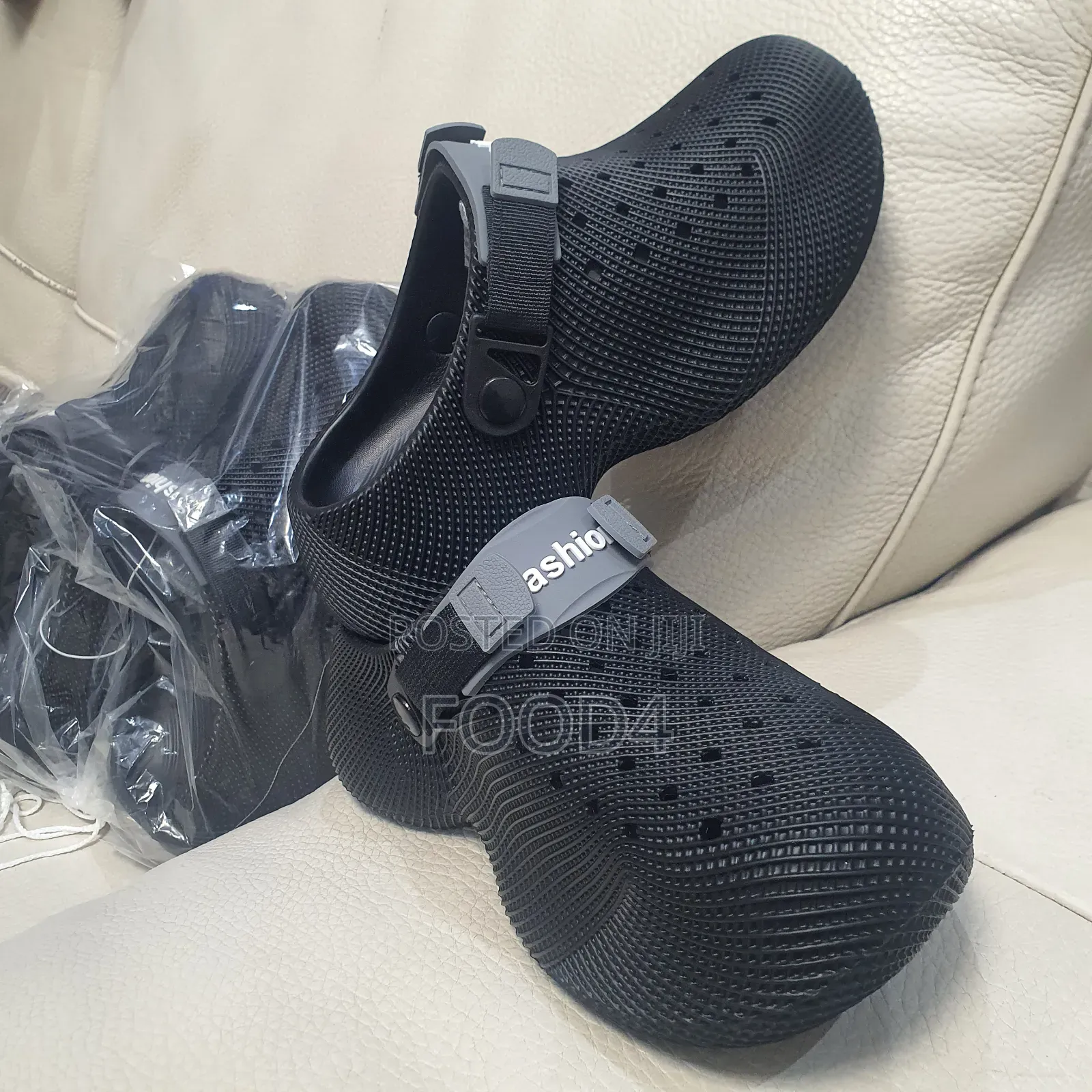 Casual Crocs