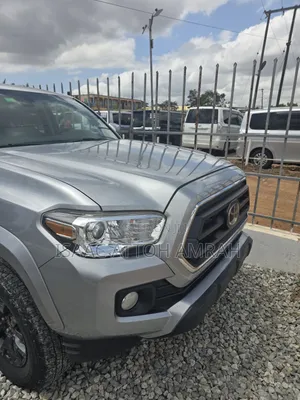 Toyota Tacoma TRD Off Road 2022 Silver