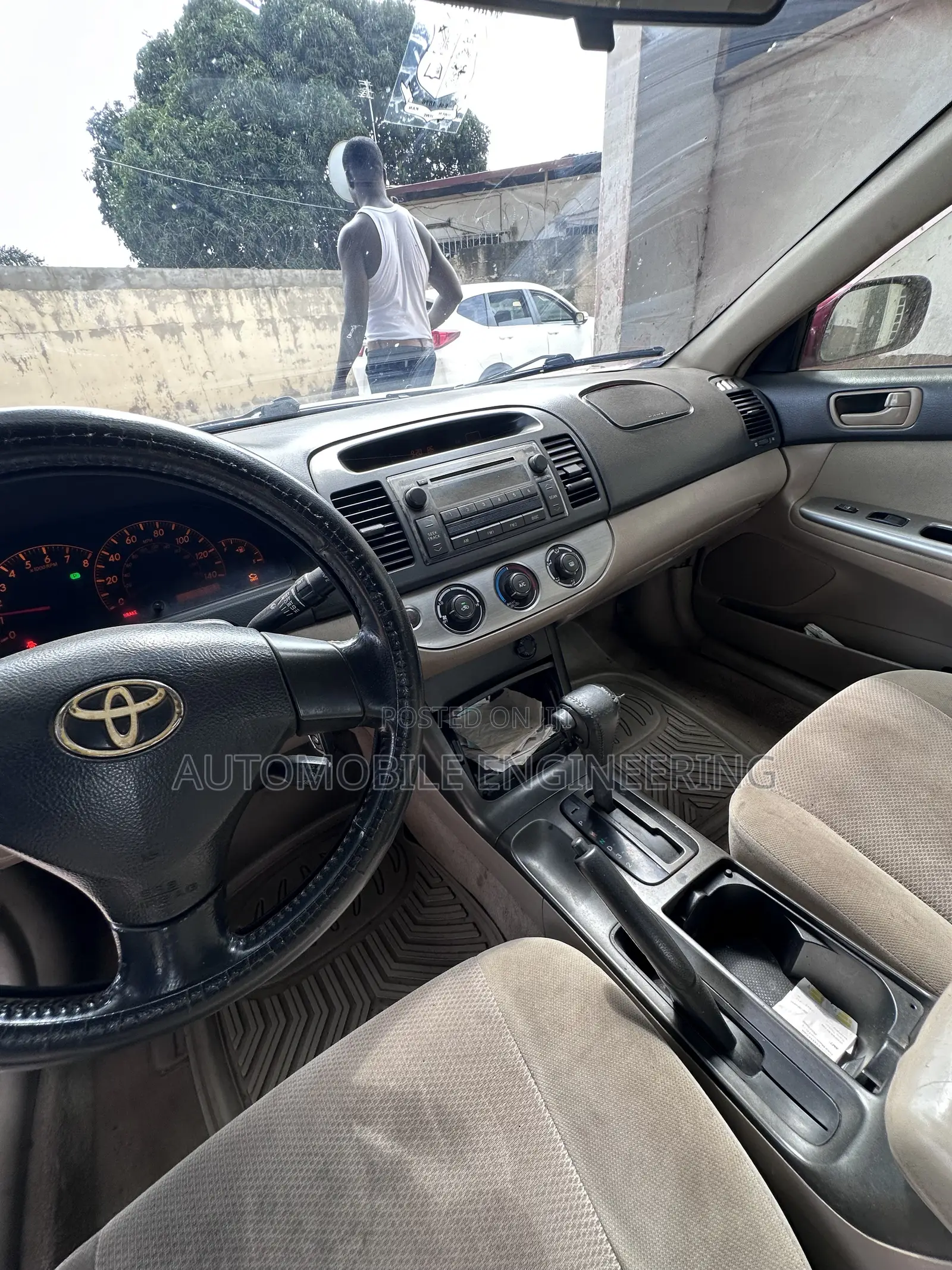 Toyota Camry 2.4 XLE 2005 Burgundy