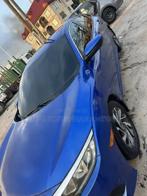 Honda Civic EX 4dr Sedan (2.0L 4cyl) 2017 Blue