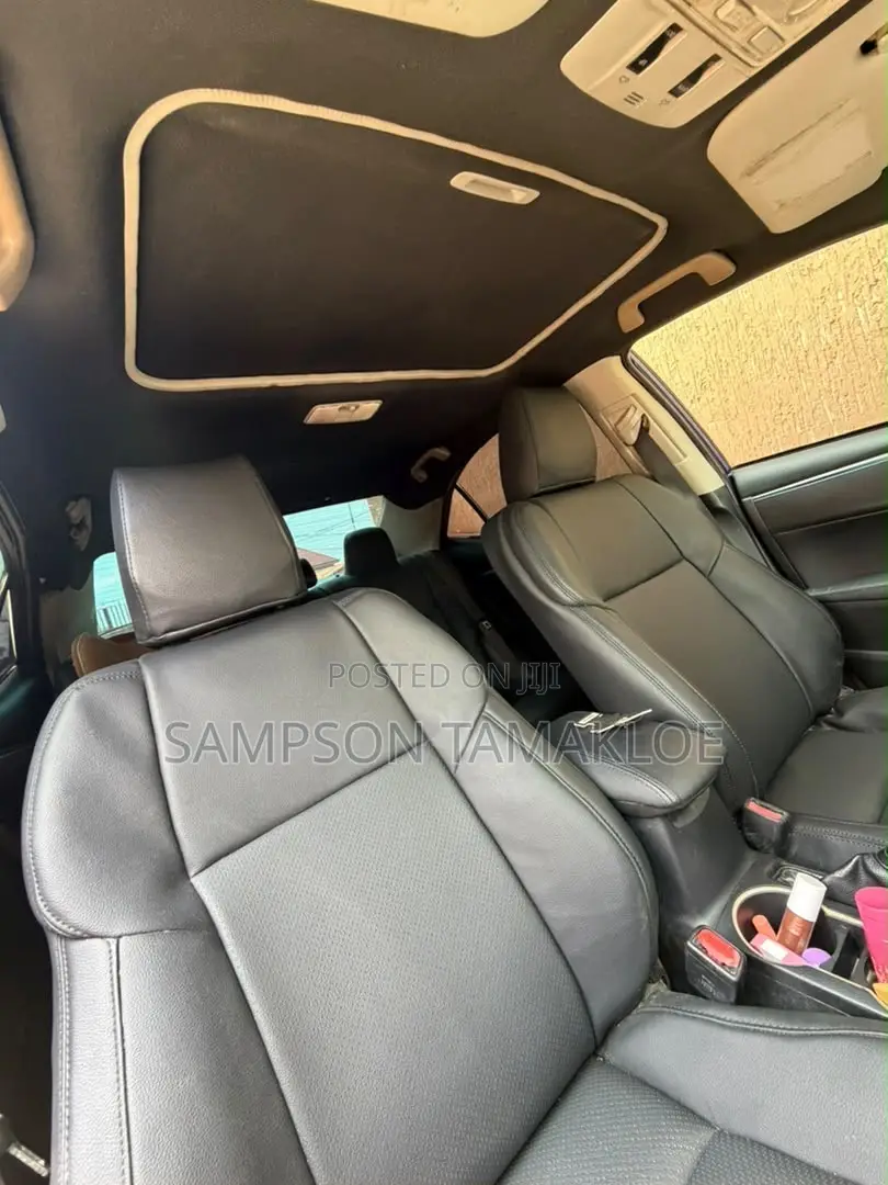 Toyota Corolla LE Premium 4dr Sedan (1.8L 4cyl CVT) 2016 Black