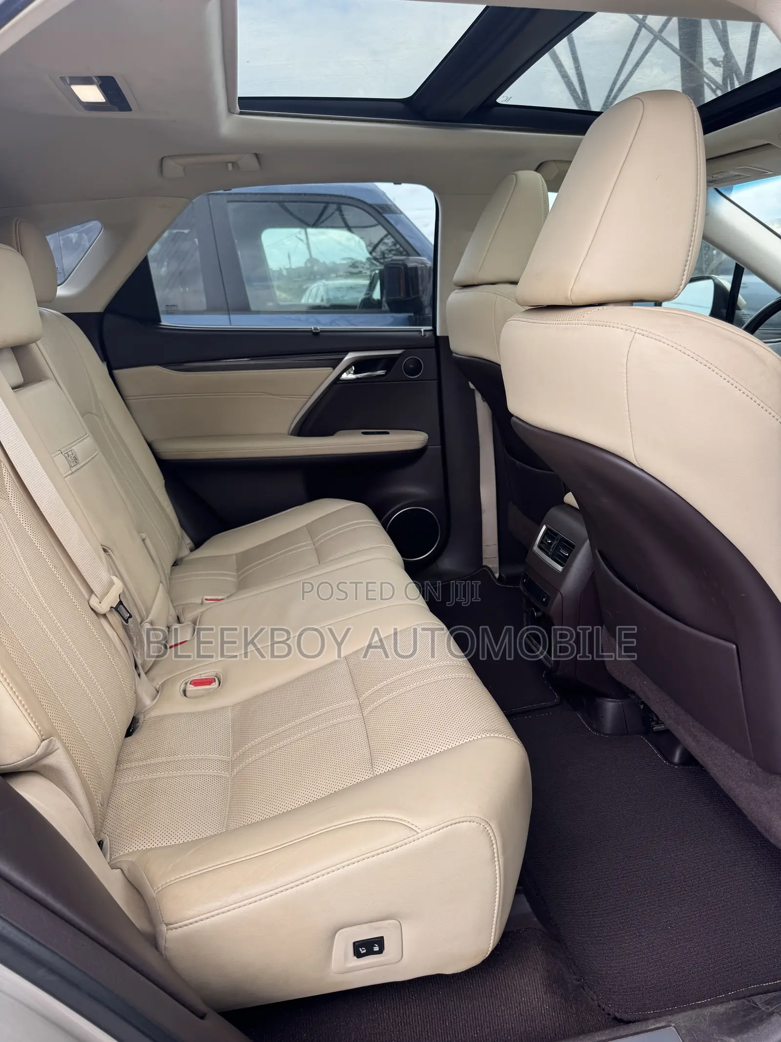 Lexus RX 350 AWD 2017 Gold