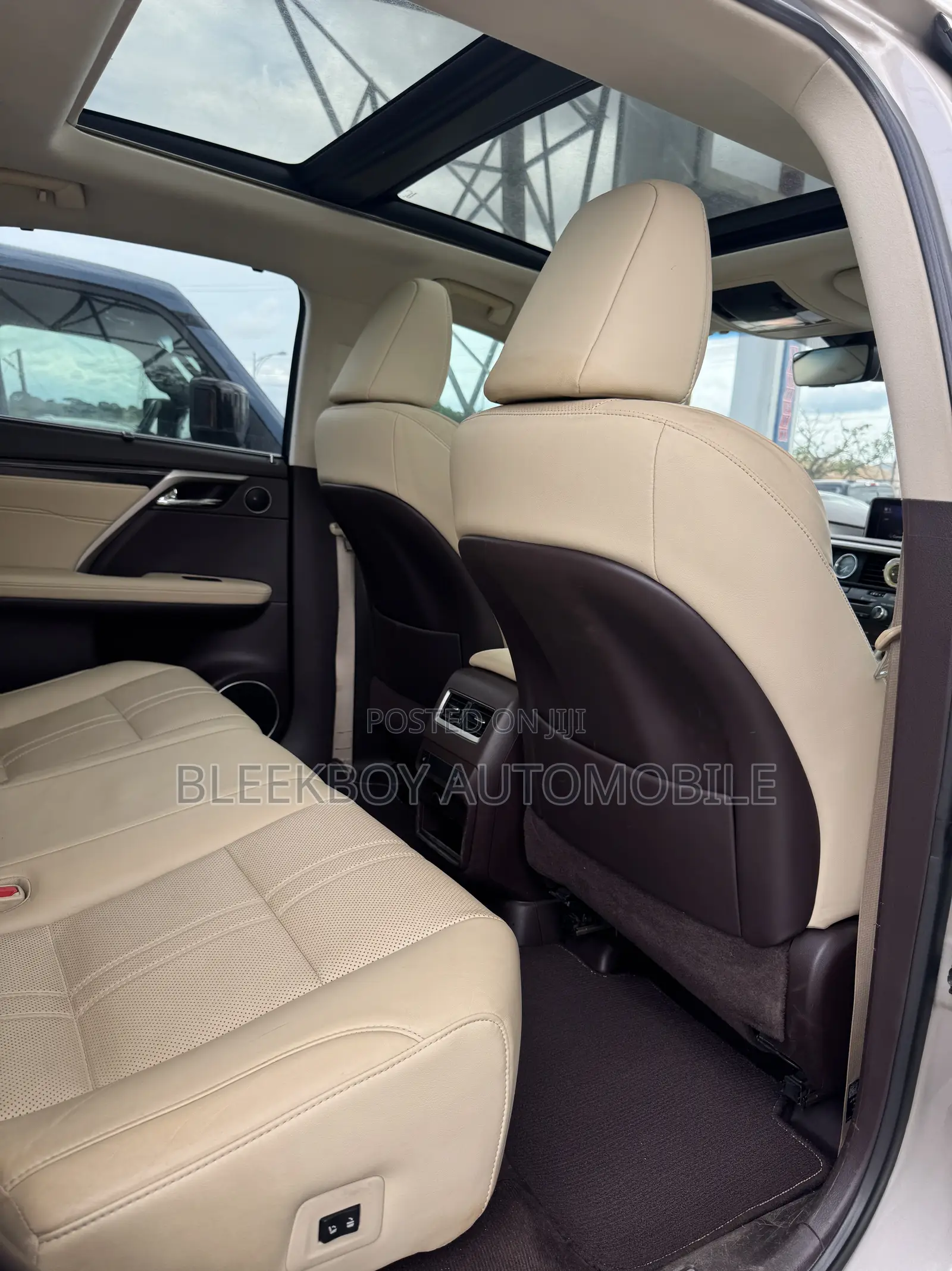 Lexus RX 350 AWD 2017 Gold