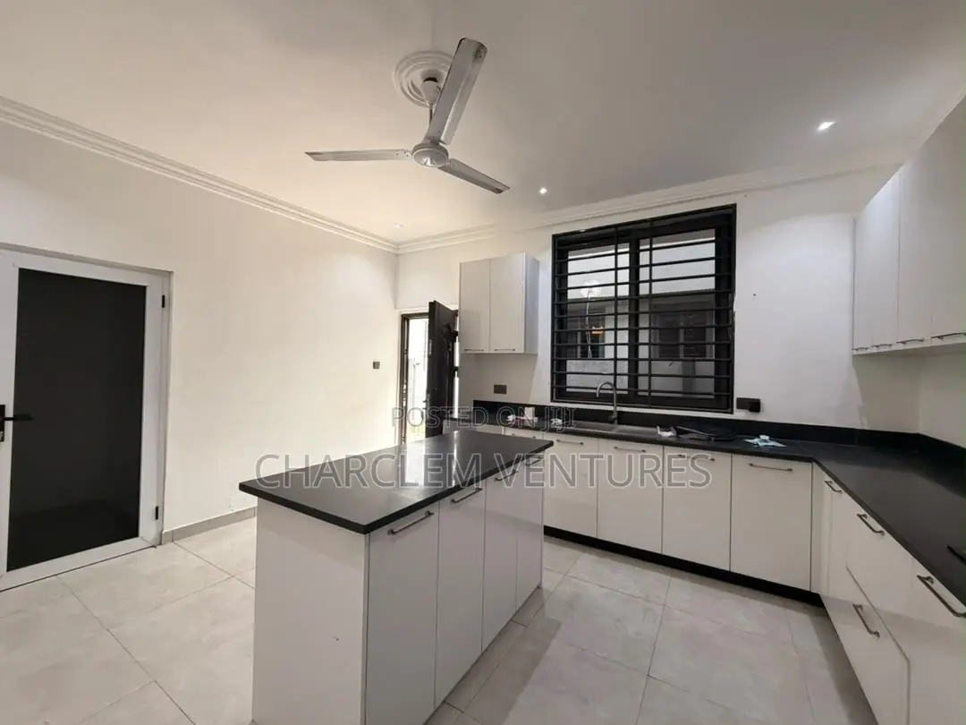 3bdrm House in Charclem Ventures, Haatso for rent