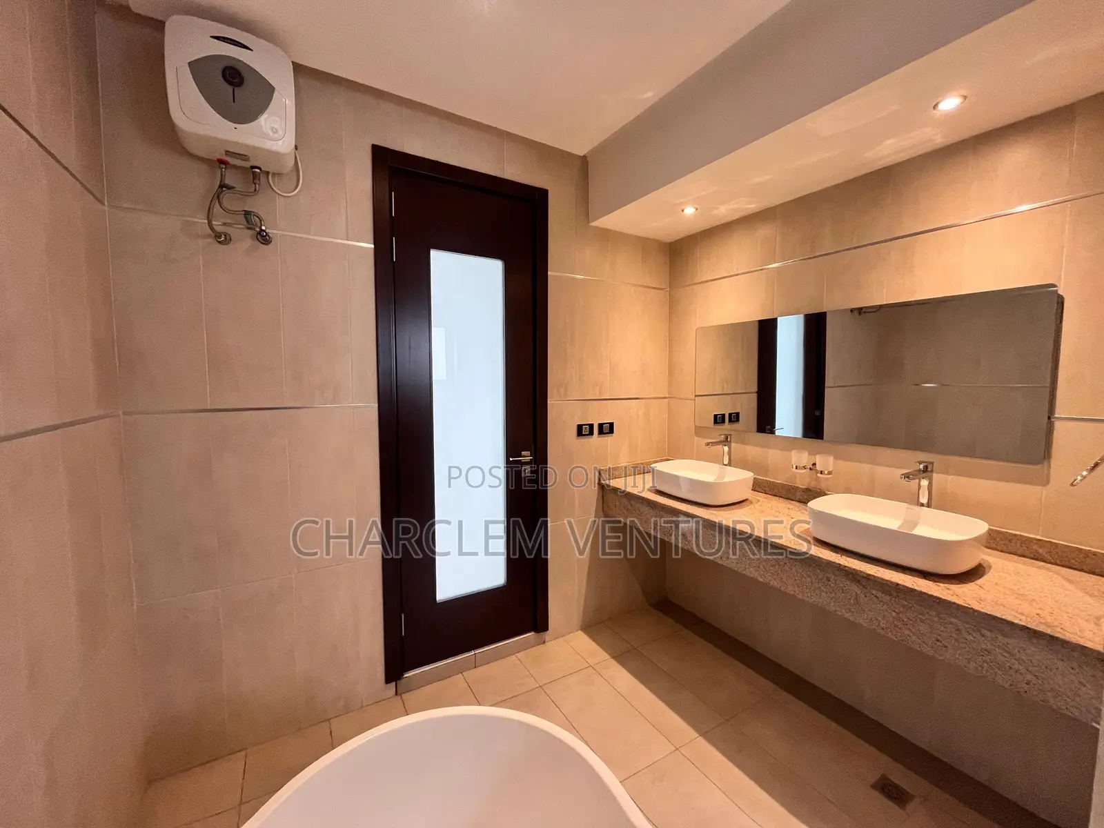 4bdrm Townhouse / Terrace in Charclem Ventures, East Legon for rent