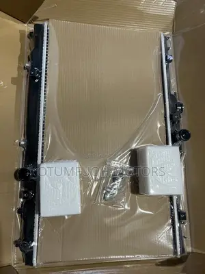Toyota Corolla (110) 1998 1999 2000 2001 2002 Radiator (Water Tank)
