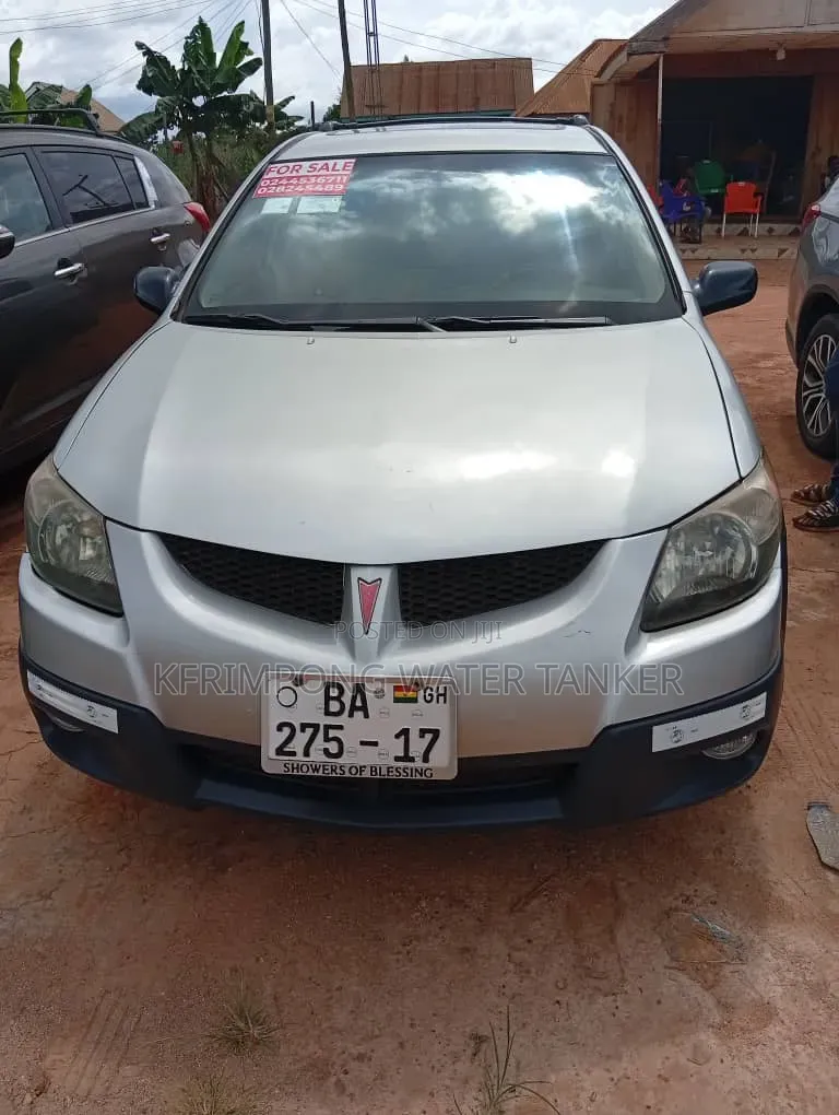 Pontiac Vibe 2010 Gray