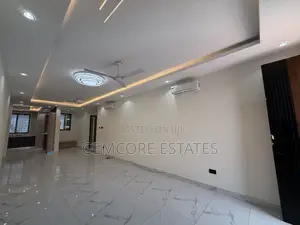 2bdrm Apartment in Lakeside for rent