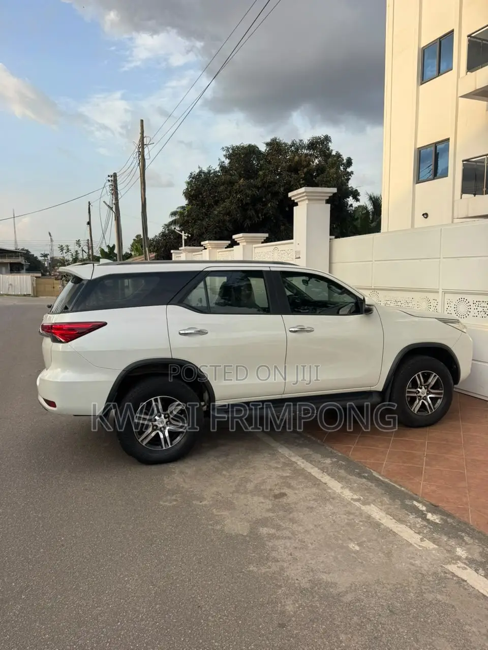 Toyota Fortuner 2.7 AWD 2019 White