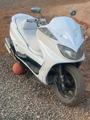 Motorcycle 2025 White