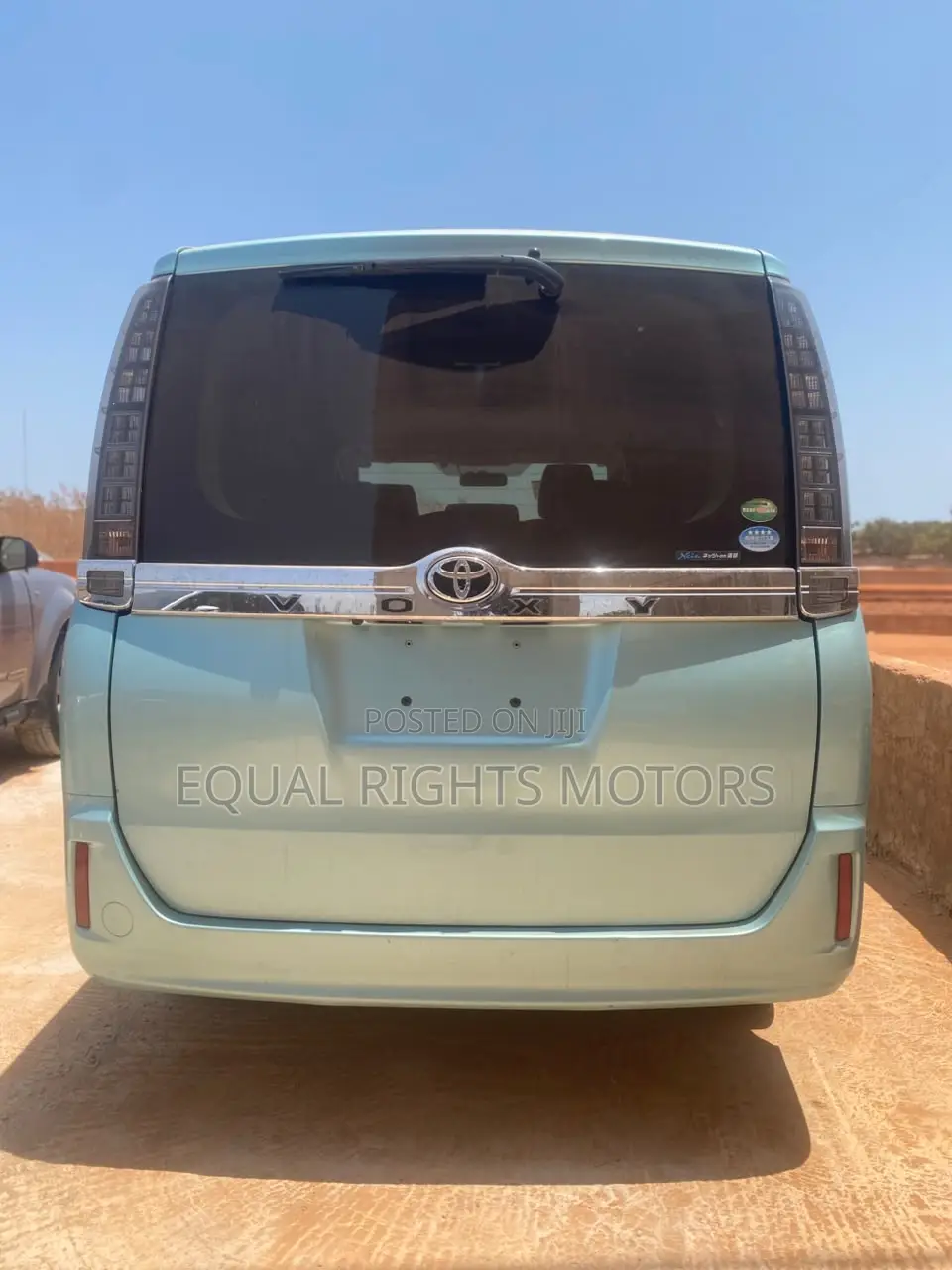 2014 Toyota Voxy 2.0L