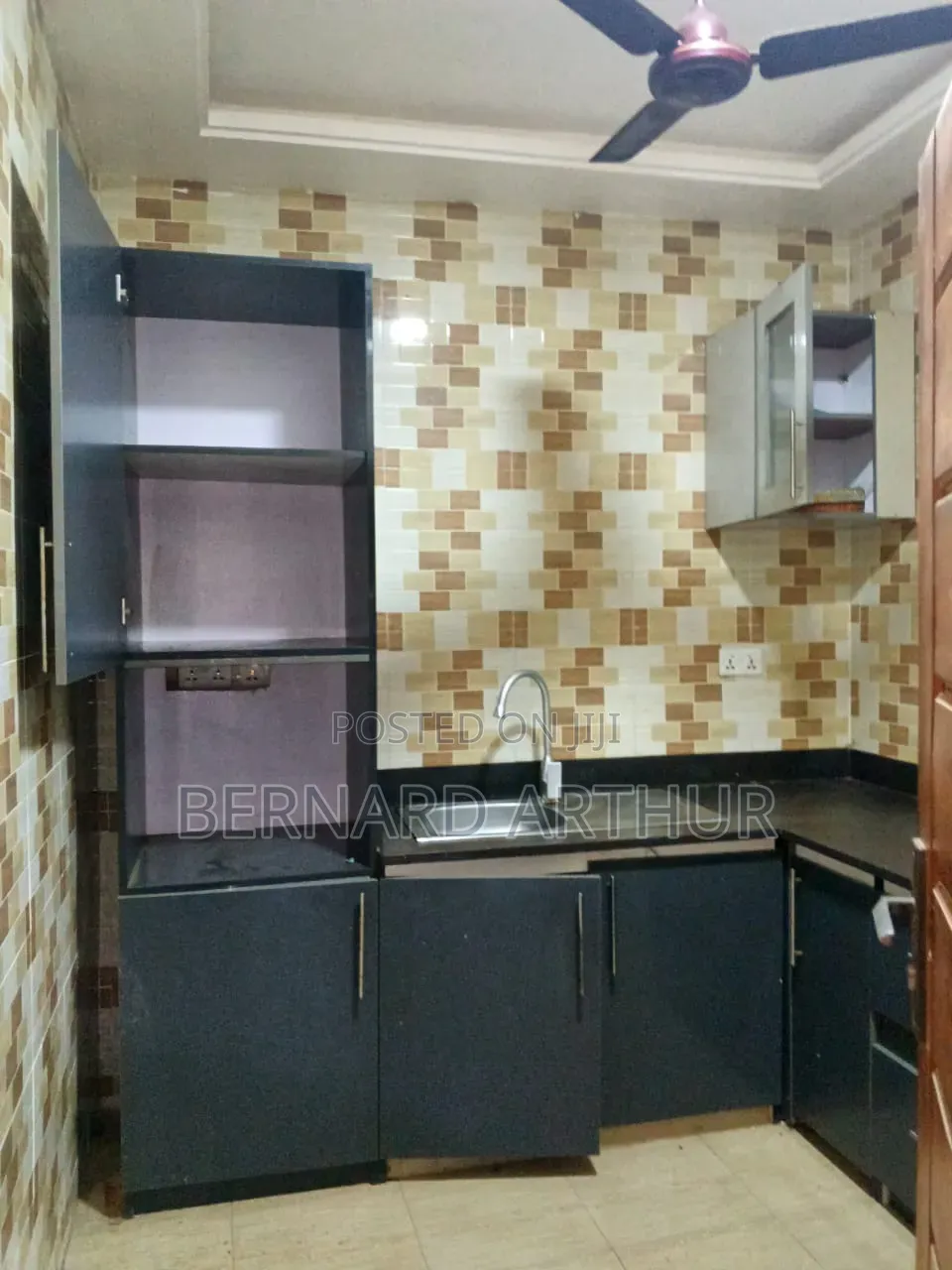 1bdrm Room & Parlour in Bernard Agency, CP for rent