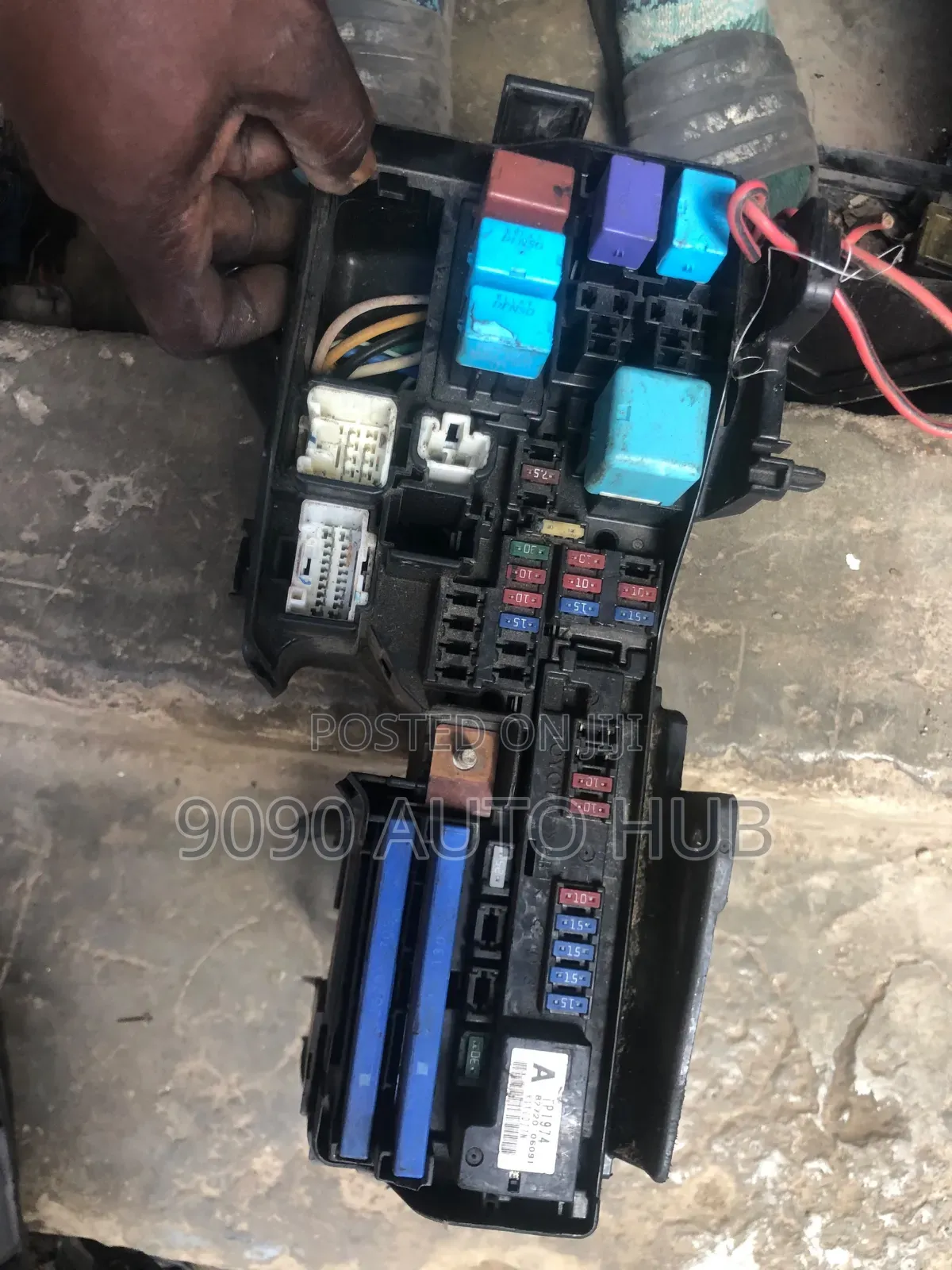 Toyota Camry 2007 2008 2009 2010, 2011 Engine Fuse Box | Foreign Used