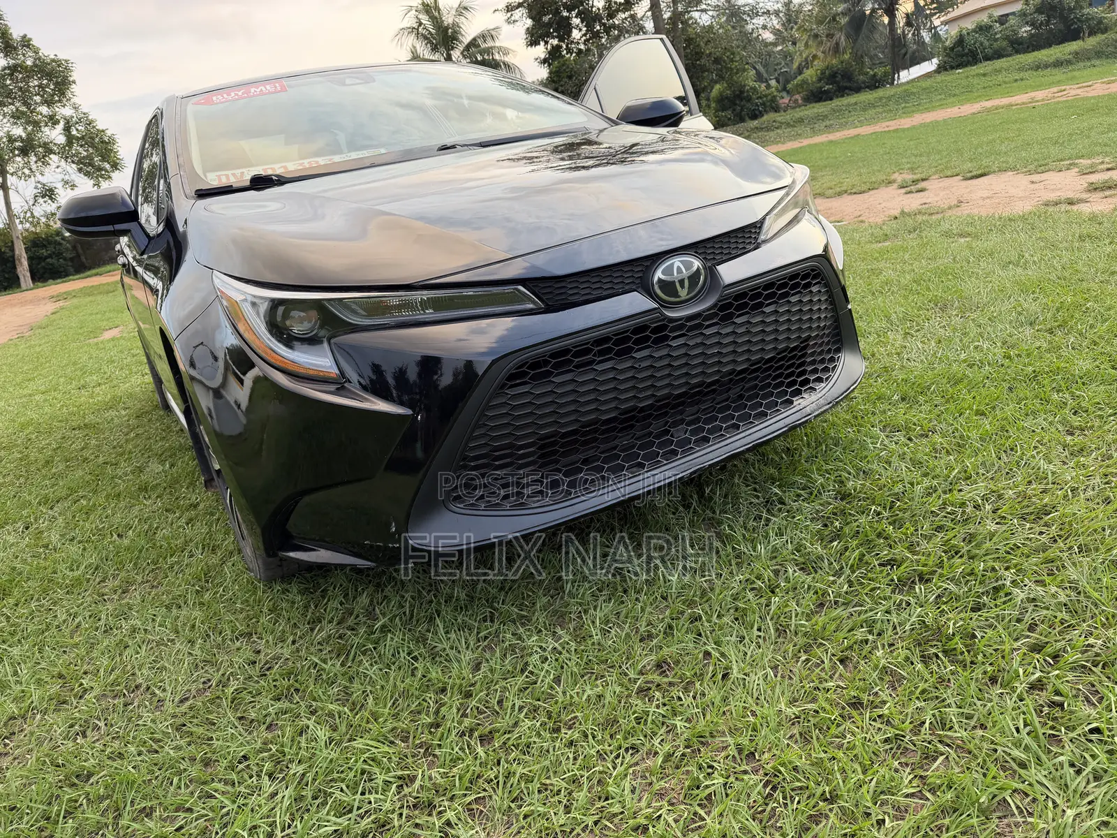 Toyota Corolla LE 2022 Black