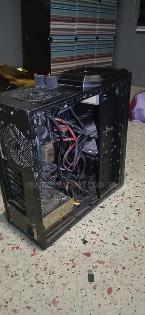 Desktop Computer Asus 8GB Intel Core i7 HDD+SSD 500GB