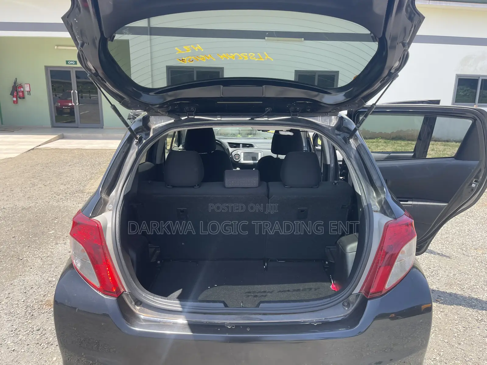 Toyota Vitz 2014 Black