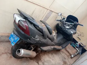 Suzuki Burgman 2010 Black
