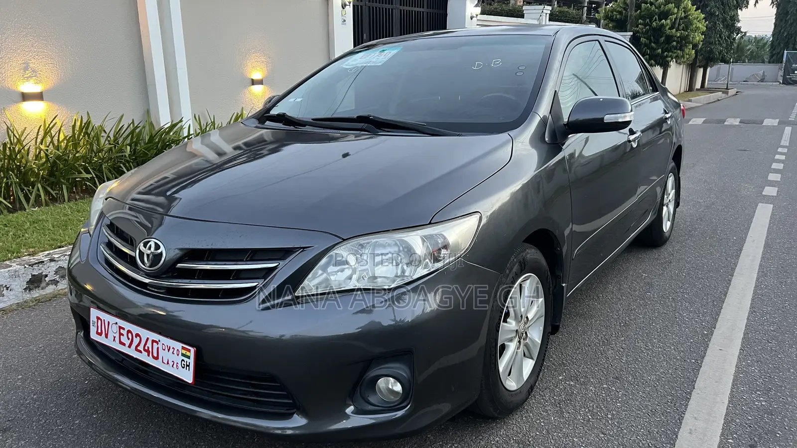 Toyota Corolla 2013 Gray