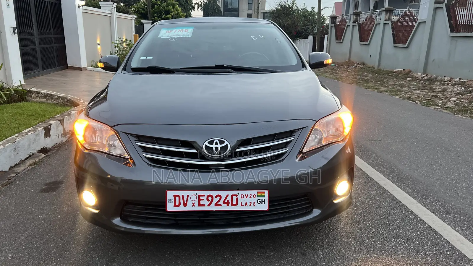Toyota Corolla 2013 Gray