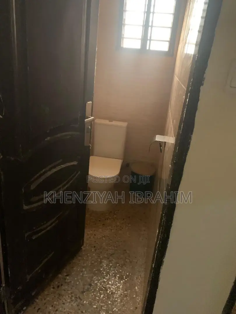 1bdrm Apartment in Adenta for rent