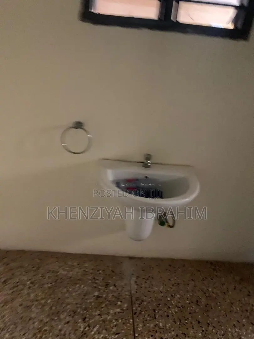 1bdrm Apartment in Adenta for rent