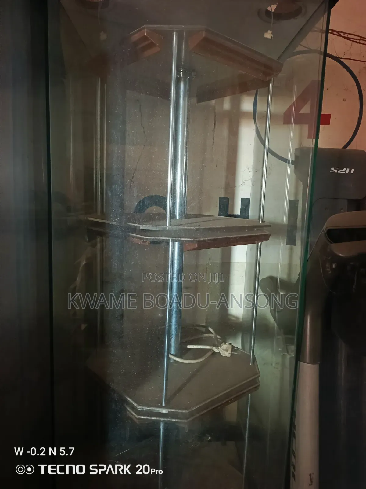 Rotating Display Case