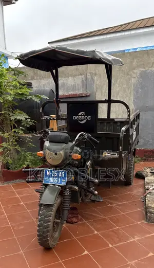 Motorcycle 2025 Green