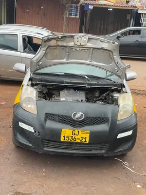 Toyota Vitz 2014 Blue