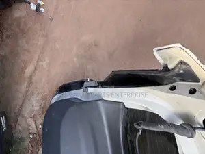 Nissan Rogue 2016,2017,2018,2019,2020 Tailgate/ Boot Available