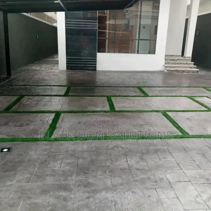 Landscaping Designer Setters.