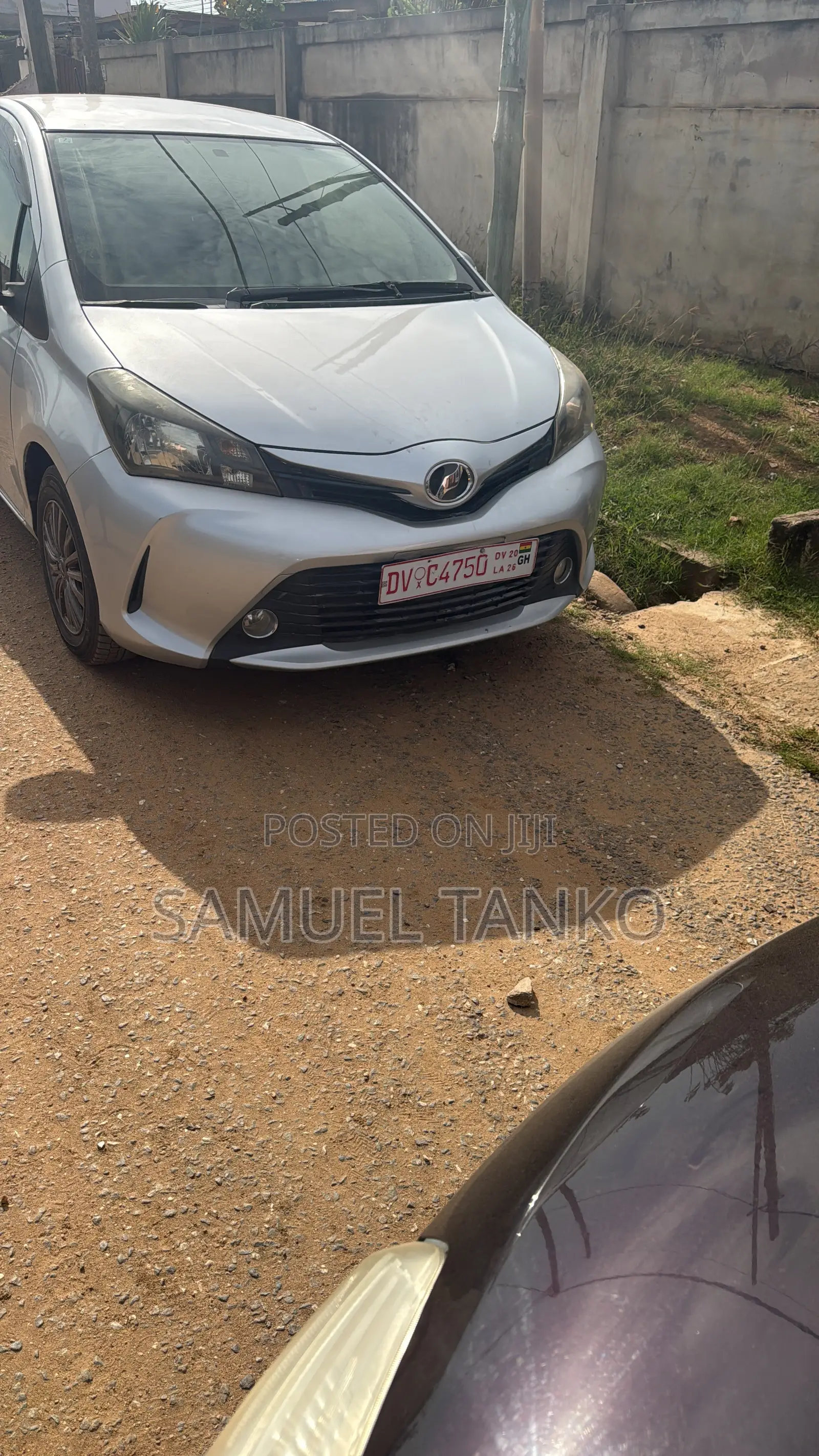 Toyota Vitz 2015 Blue