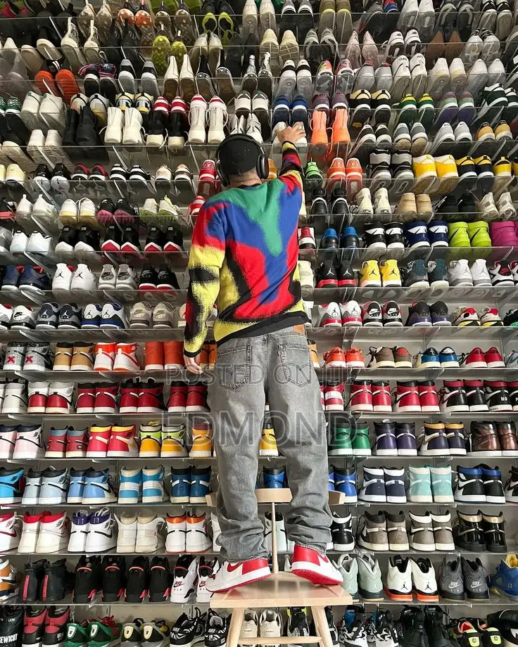 Your Authentic Sneakers Hub