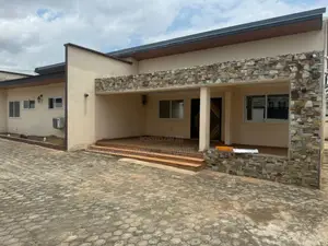 6bdrm House in Sefdard Properties, Achimota for sale
