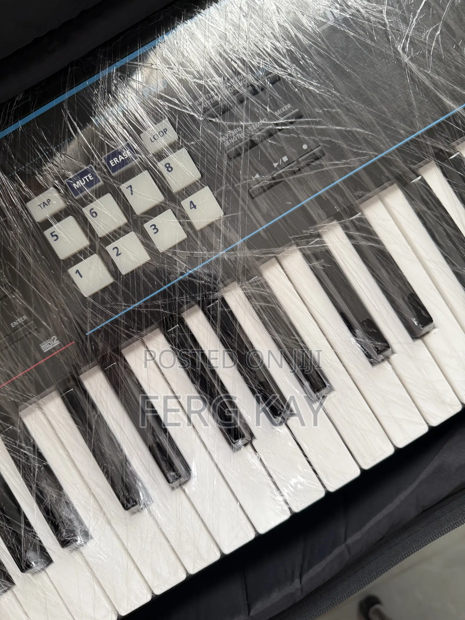 Roland Juno DS 61