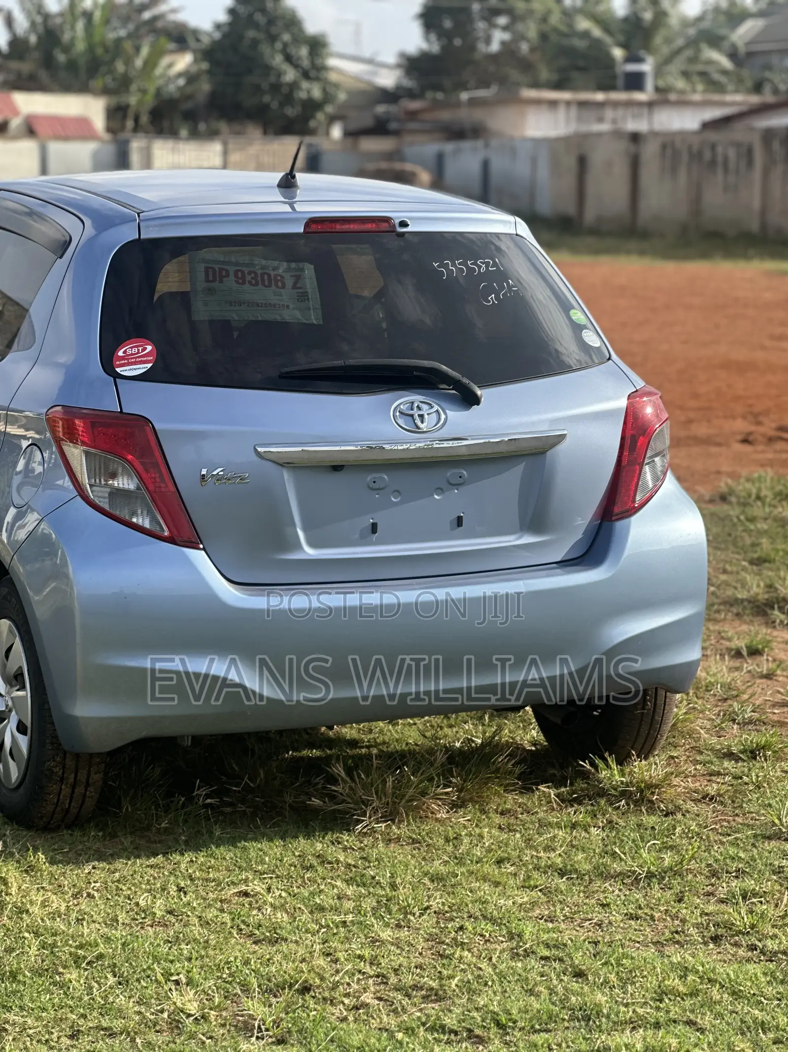 Toyota Vitz 1.3 FWD 5dr 2013