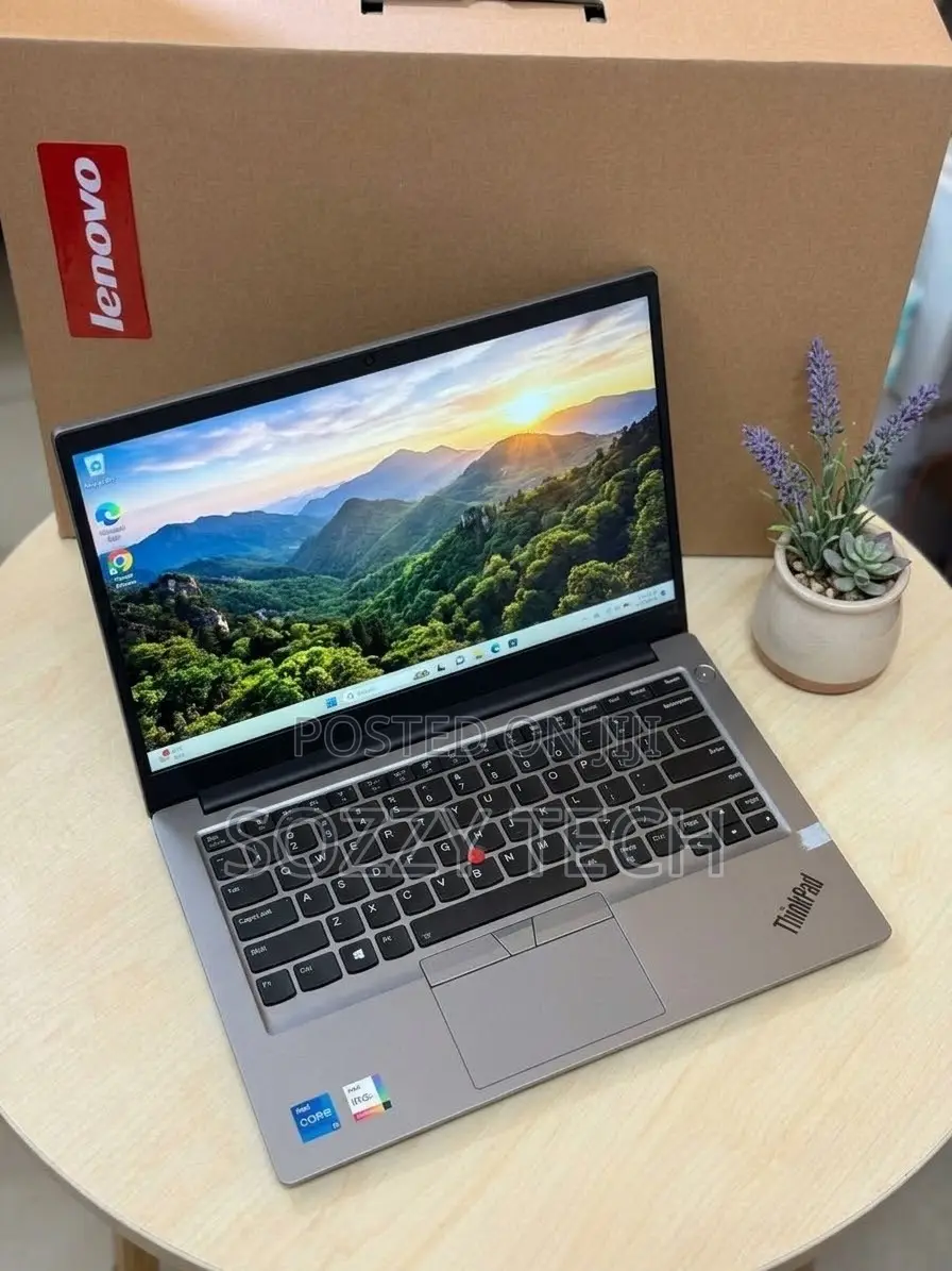 New Laptop Lenovo ThinkPad E14 Gen 6 16GB Intel Core i5 SSD 256GB