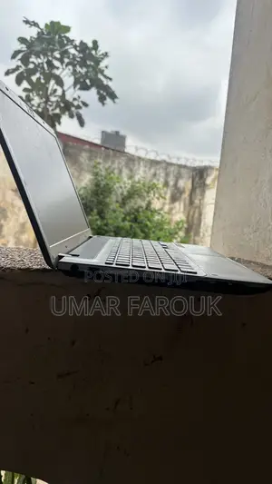 Laptop Samsung 4GB Intel Core i5 HDD 256GB