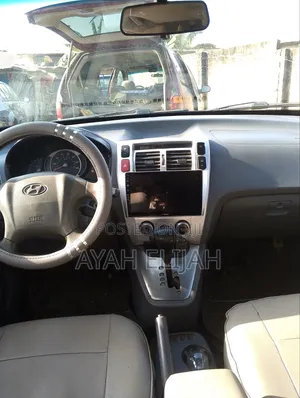 Hyundai Tucson GLS FWD 2008 White