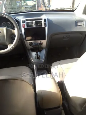 Hyundai Tucson GLS FWD 2008 White