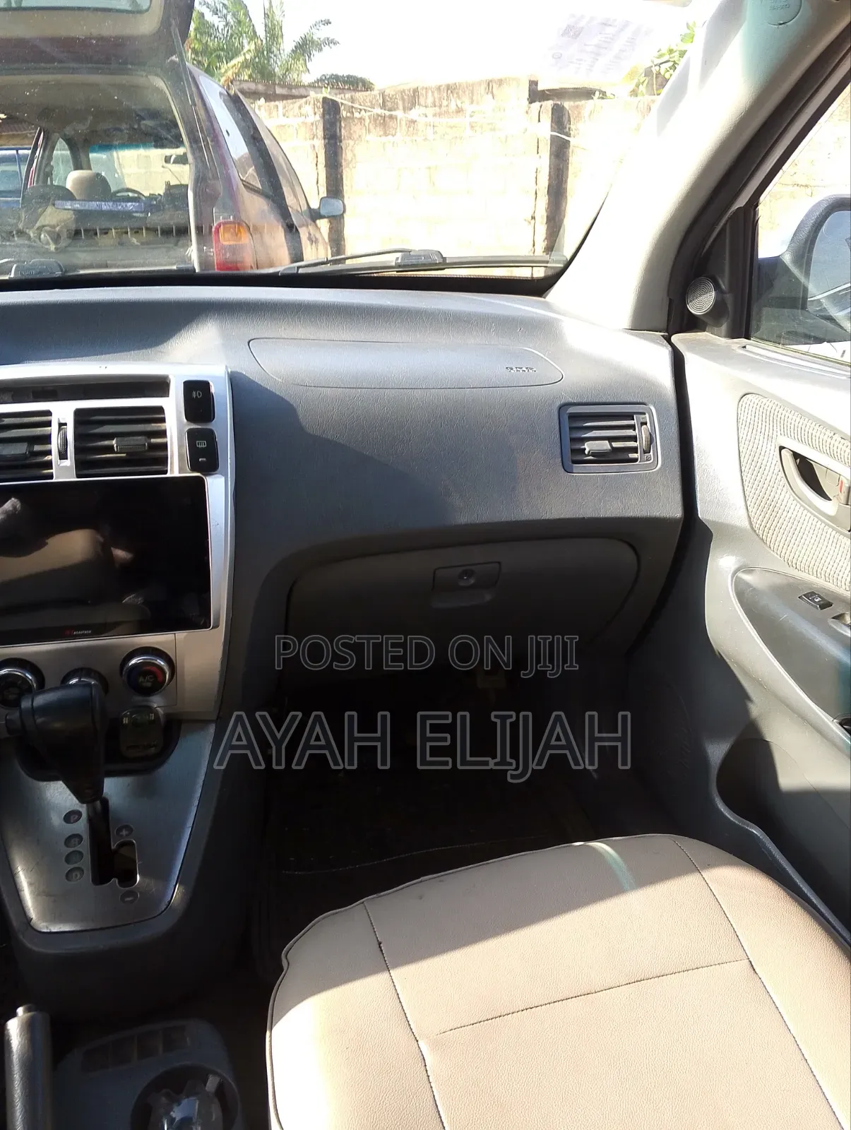 Hyundai Tucson GLS FWD 2008 White