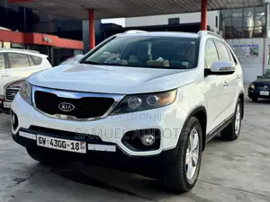 Kia Sorento 2013 White