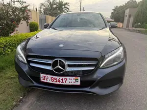 Mercedes-Benz C300 2015 Black