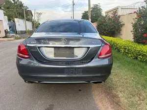 Mercedes-Benz C300 2015 Black
