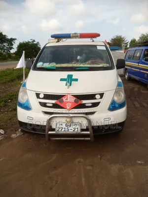Hyundai H1 2001 White