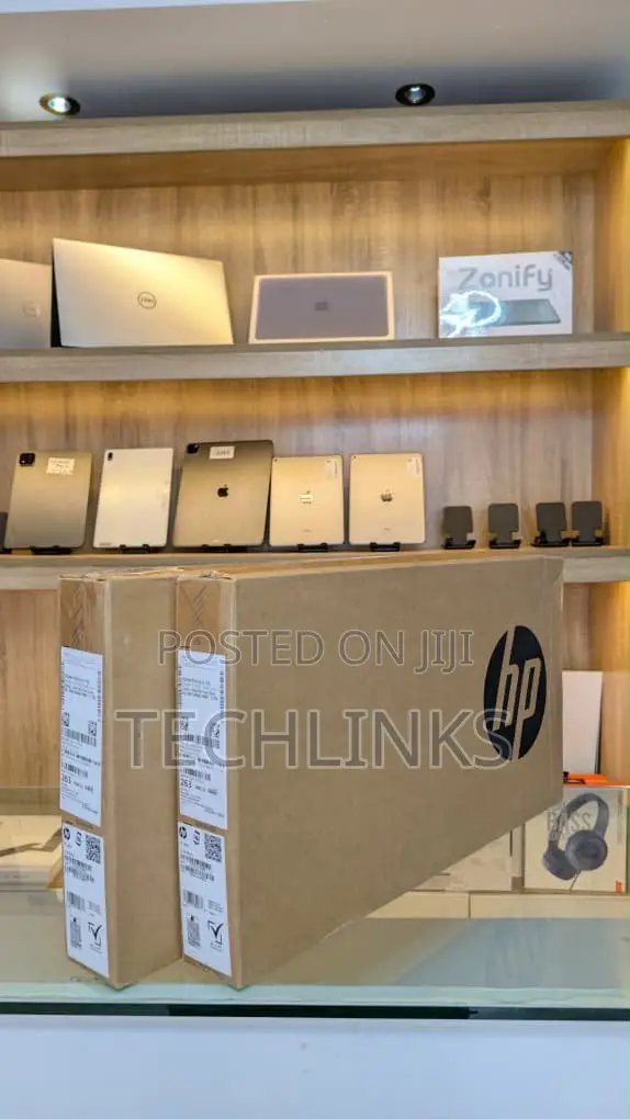 New Laptop HP 15 16GB AMD Ryzen 5 SSD 512GB