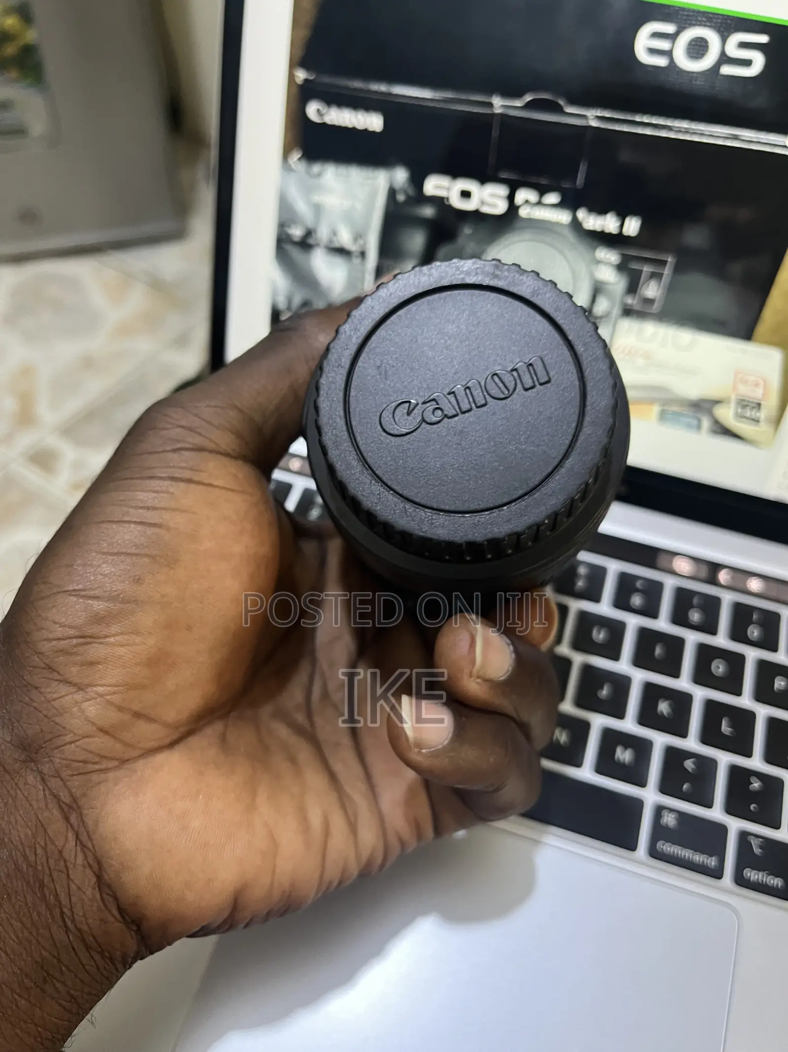 Canon Eos 80d With 18-55mm Kit Lens