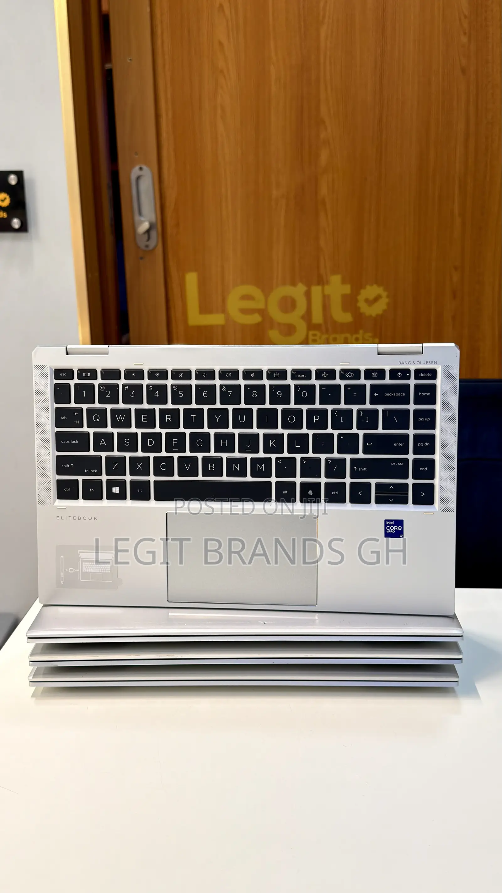 Laptop HP EliteBook 1040 G8 16GB Intel Core i7 SSD 512GB