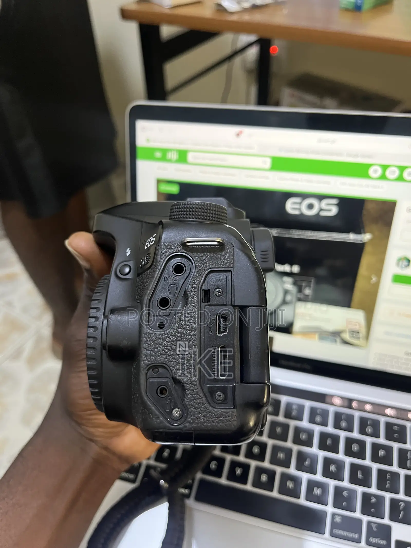 Canon Eos 80d With 18-55mm Kit Lens